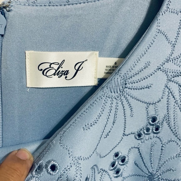 ELIZA J Sheath Dress Blue Embroidered Floral - Picture 3 of 6